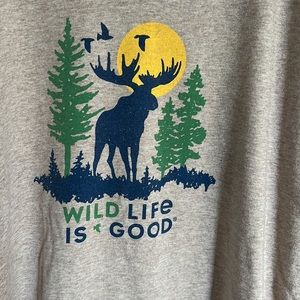Life Is Good V neck tee